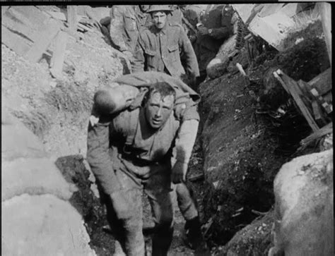 The Battle of the Somme! A Silent Epic With Powerful Anti-War Sentiments and Breathtaking Cinematography?